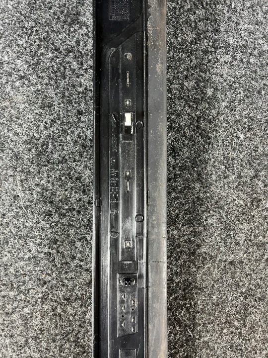 BMW E39 PROTECTION MOULURE SEUIL SEUIL DROITE AVANT AVANT 8159932 8178118