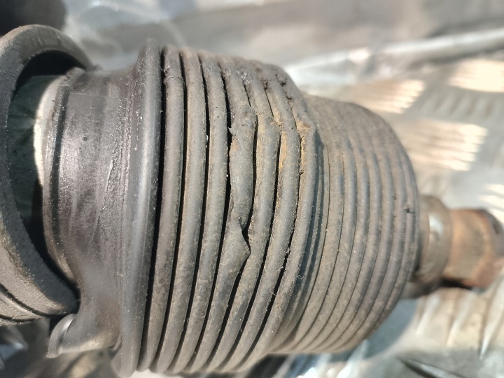 CRÉMAILLÈRE DE DIRECTION VW PASSAT B5 1.6 B OE 8D1422105A 8D1422066F