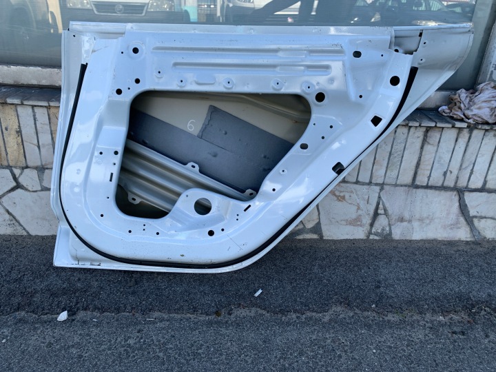 PORTES DROIT ARRIÈRE DROIT ARRIÈRE TESLA MODÈLE 3
