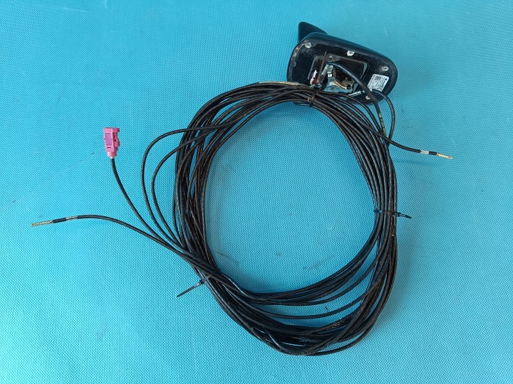 AUDI A4 B9 AVANT 2.0 TFSI 150KW 4X4 2023R FIL ANTENNE TOITS 4M0035503N