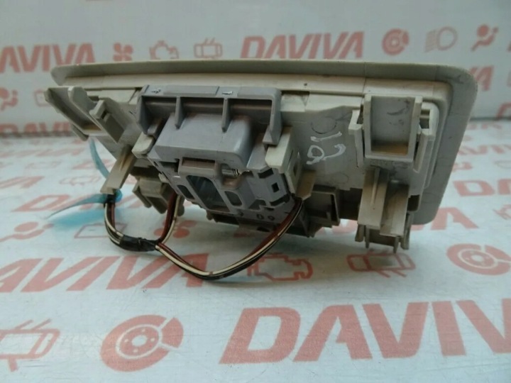 MAZDA 6 AMPOULE PLAFONNIERS ARRIÈRE 2010 ESTATE C23551310 (10-13) 2.2 MZR-CD
