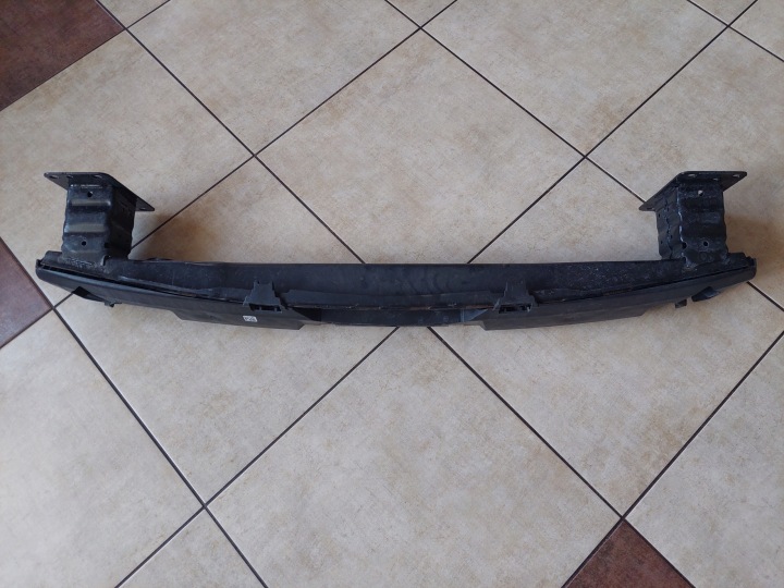 POUTRE PARE-CHOCS ARRIÈRE AUDI Q3 II 83A