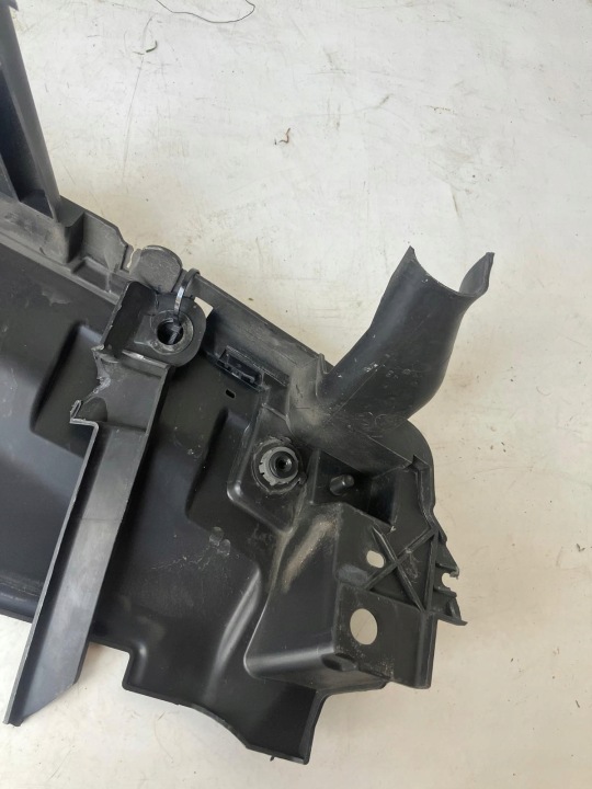 RENFORCEMENT SUPÉRIEUR AVANT PEUGEOT 308 T9 LIFT 9817230777