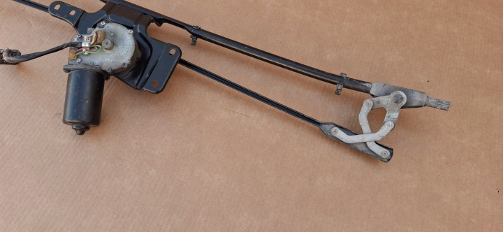 IVECO STRALIS MÉCANISME ESSUIE-GLACES PETIT MOTEUR 404055