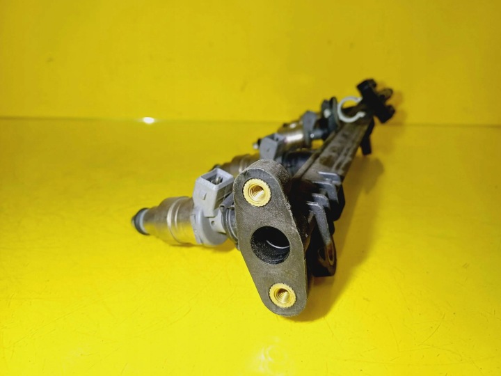 MOULURE INJECTION INJECTEUR FORD KA ESCORT 1.3B 95BF-9D280-CD 95BFBC NR351