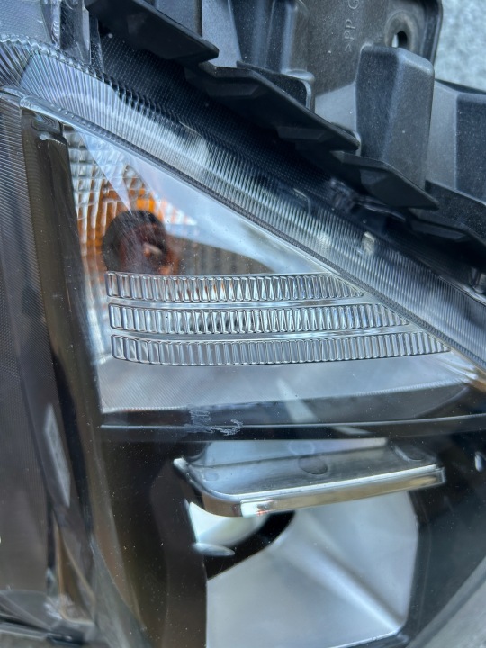 PHARE GAUCHE AVANT HYUNDAI TUCSON IV N792112010