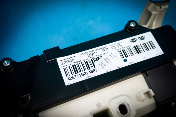 ÉCLAIRAGE AMPOULE CABINES AUDI A8 4H0947135N ET1