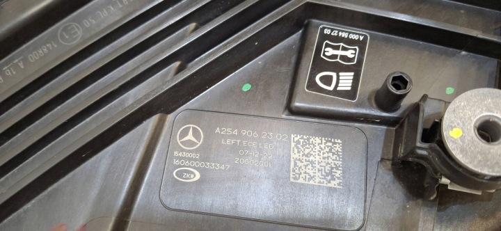 PHARE AVANT AVANT GAUCHE MERCEDES GLC W254 A254 DIGITAL LIGHT A2549062302