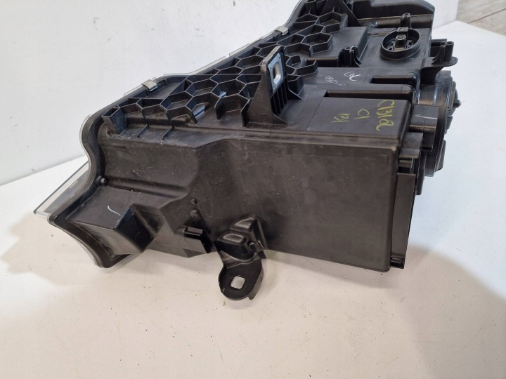 BMW X3 F25 LIFT PHARE AVANT GAUCHE BI-XENON EUROPE