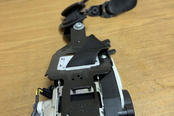 CEINTURE DE SÉCURITÉ AVANT GAUCHE MERCEDES-BENZ C (W204) 616774500 2.1L