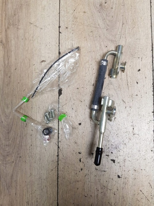 MOULURE INJECTION SUZUKI VZR1800 INTRUDER M109R 15730-48G01