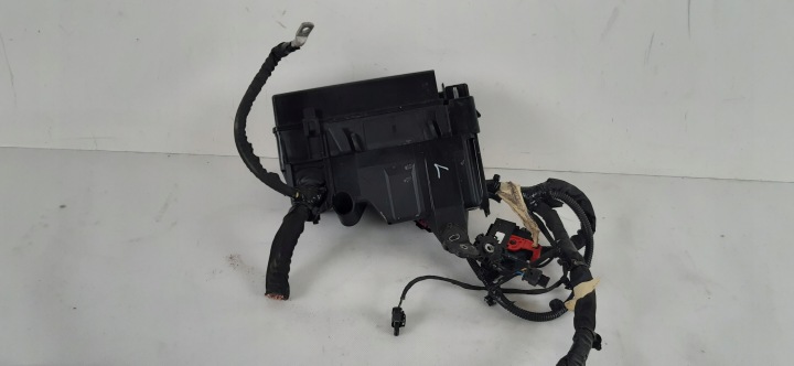 VOLVO XC40 1.5 T3 BOÎTE FUSIBLES 31473880, 32276375