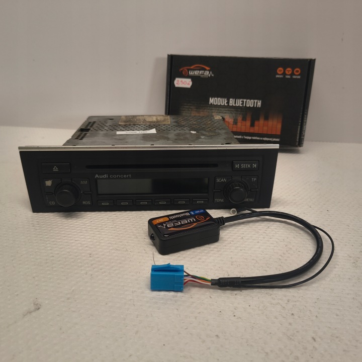 AUDI CONCERT A4 B7 RADIO BT 8E0035186E CODE CD ENDOMMAGÉ I