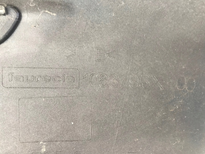PARE-CHOCS AVANT AVANT PEUGEOT 208 I 1 2012