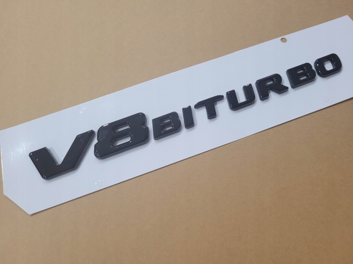 EMBLÈME VERS MERCEDES SUR AILE V8 BITURBO NOIR