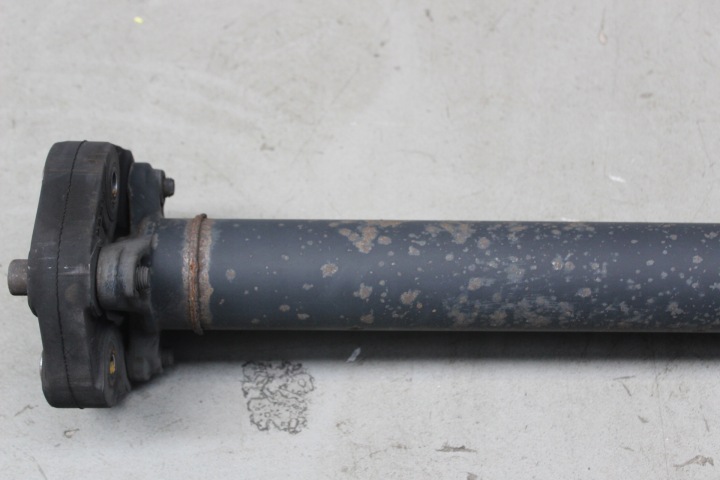 MERCEDES E CLASSE W213 ARBRE DE TRANSMISSION A2134100700 LONGUEUR 173 CM