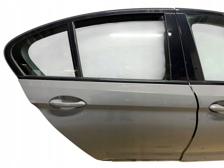 PORTES AVANT DROIT ARRIÈRE DROIT SHADOW KEYLESS ENSEMBLE BMW 5 G30 COULEUR C3E