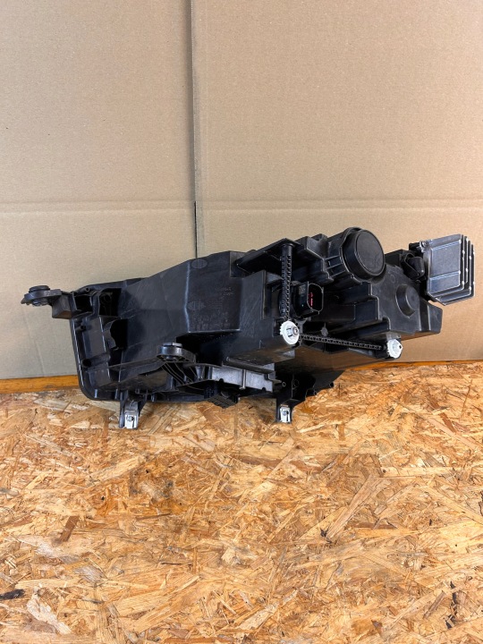 SEAT ATECA LIFT PHARE AVANT DROITE COMPLET LED 576941032C
