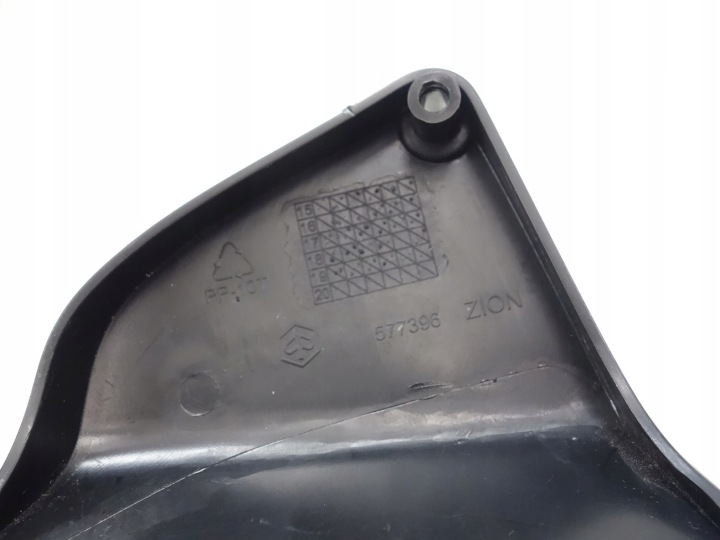 PLASTIQUE BOUCHON CLAPET PIAGGIO VESPA GTS GT SUPER SPORT 19-22 577396