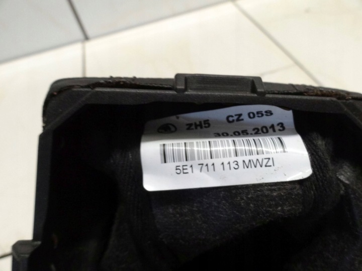 SKODA OCTAVIA MK3 2013 5E CHÂSSIS CARTER POMMEAU DE VITESSE CHANGEMENTS VITESSE ENSEMBLE