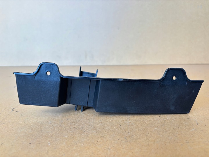 MAZDA CX7 SUPPORT PARE-CHOCS ARRIÈRE GAUCHE