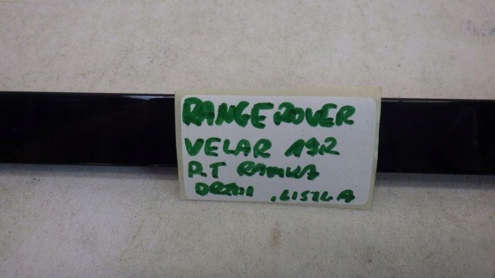 MOULURE PORTES DROIT ARRIÈRE RANGE ROVER VELAR L560 J8A2-255A60-AD