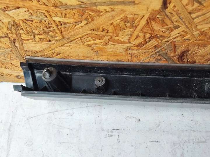 MOULURE RÉFLECTEUR COUVERCLES DE COFFRE COUVERCLES DE COFFRE HYUNDAI I20 III 3 N-LINE 22- 92409C0000