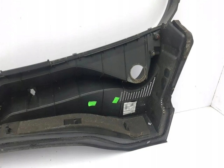 PLASTYK ESSUIE-GLACES AVANT KIA SPORTAGE (QL) 86151F1900 1.6L GASOLINE