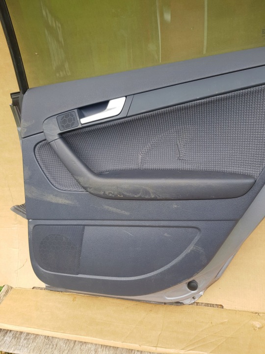 AUDI A3 S3 8P 2005 ARRIÈRE CÔTÉ DROITE PORTES ARRIÈRE