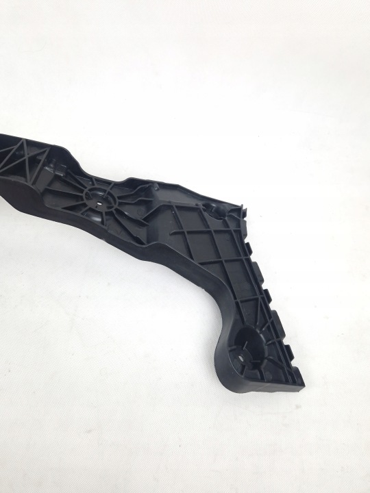 AUDI Q3 GLISSIÈRE FIXATION PARE-CHOCS GAUCHE ARRIÈRE 83A807453A HANDAN036