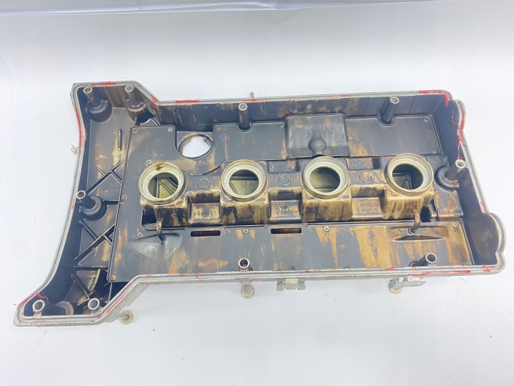 COUVERCLE DE SOUPAPES MERCEDES W124 E200 200E 200 E220 220E 220CE 1110100330 M111