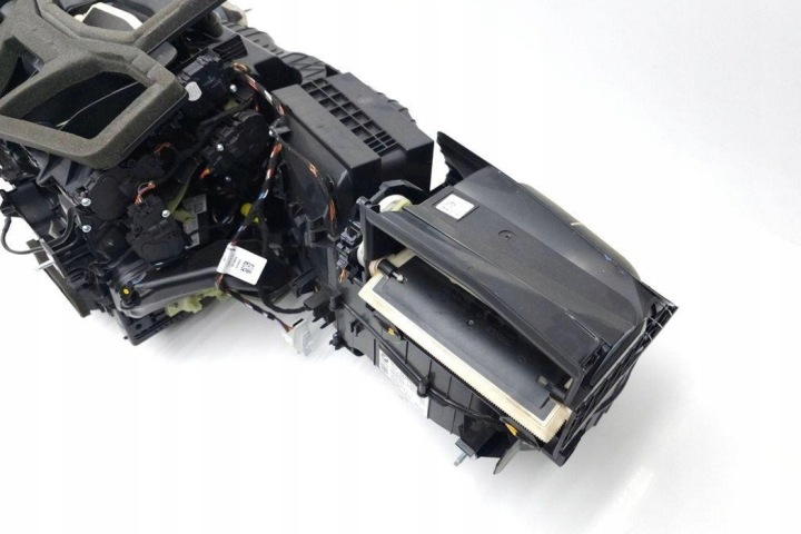 RADIATEUR RÉCHAUFFEURS BMW 5 TOURING (G31) 9868742 2.0L DIESEL 2018