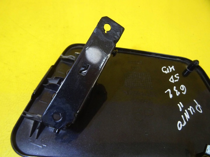 CLAPET GOULOTTE DE REMPLISSAGE CARBURANTS FIAT PUNTO II CODE LAK: 632 46530036 NR461