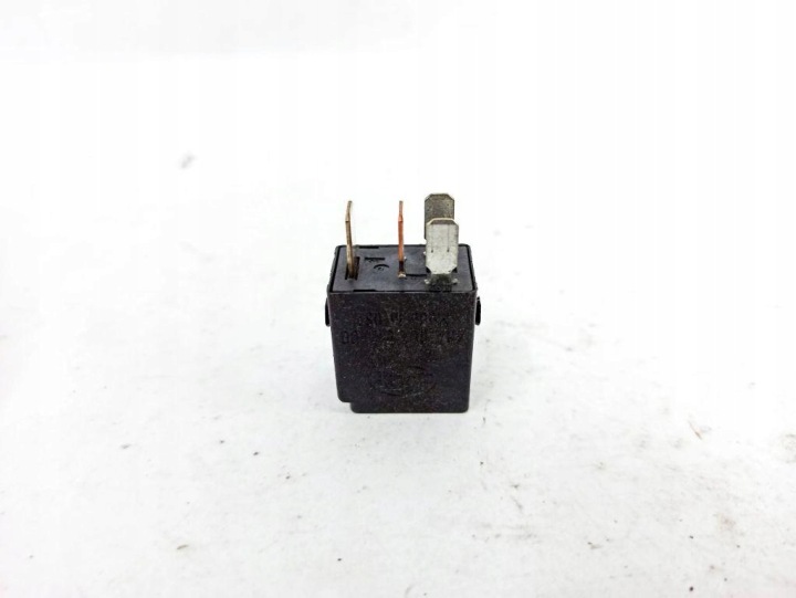 RELAIS MERCEDES-BENZ M (W163) 0025421119 3.2L GASOLINE 160KW 2000