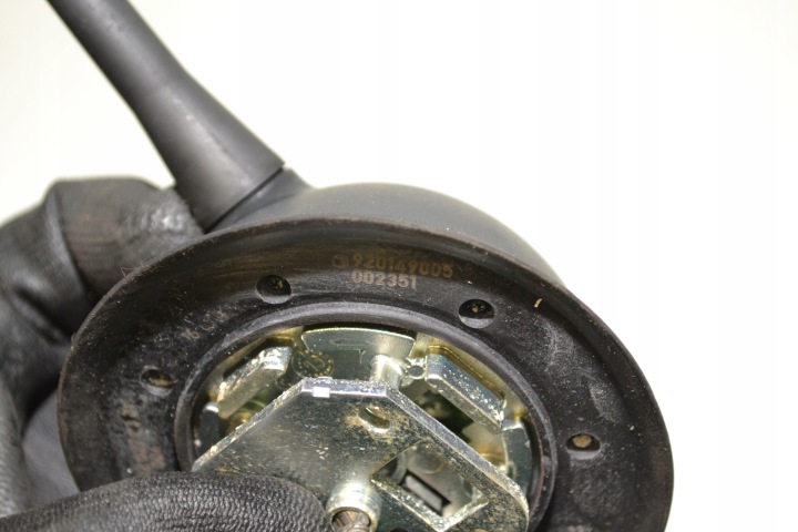 MERCEDES ACTROS MP4 ANTENNE TOITS BAT RADIO A0028270301