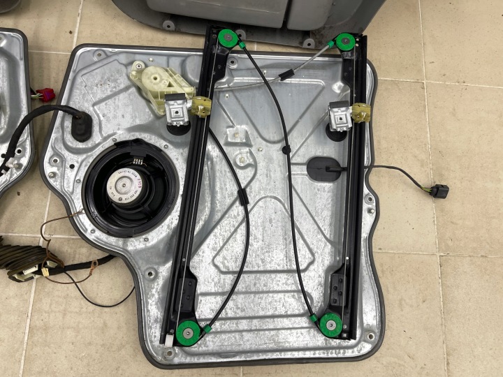 VW T5 LIFT KIT ÉLECTRIQUES VITRE AVEC FLANCS INSTALLATION ÉLECTRIQUE KOMPET