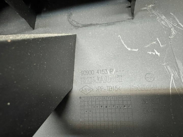 RENAULT CLIO IV PROTECTION COUVERCLES DE COFFRE COUVERCLE 909004153R