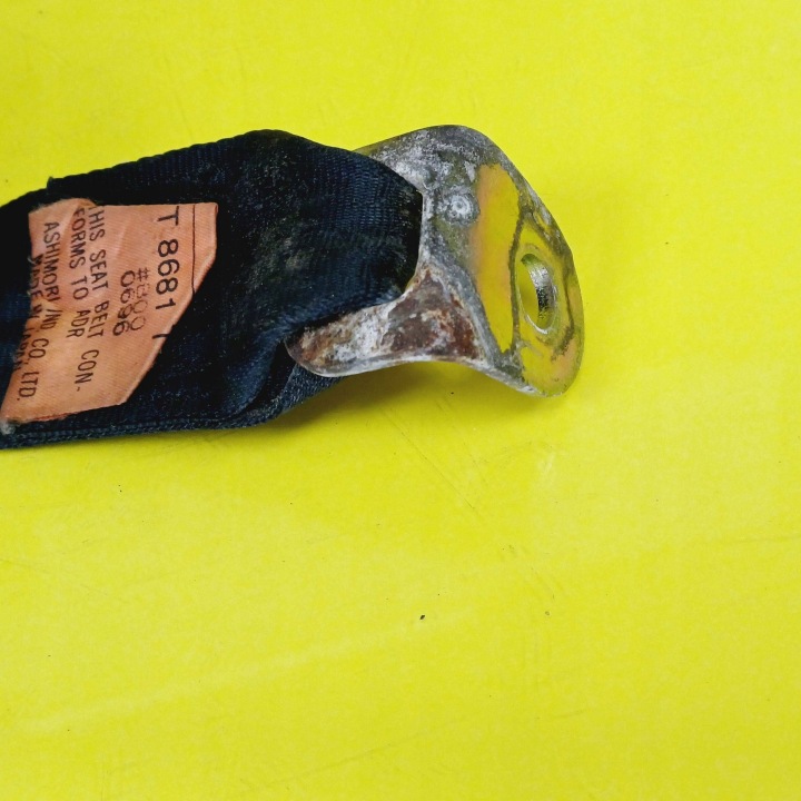 CEINTURE DE SÉCURITÉ GAUCHE ARRIÈRE MAZDA 626 T8681T 535622401 NR420