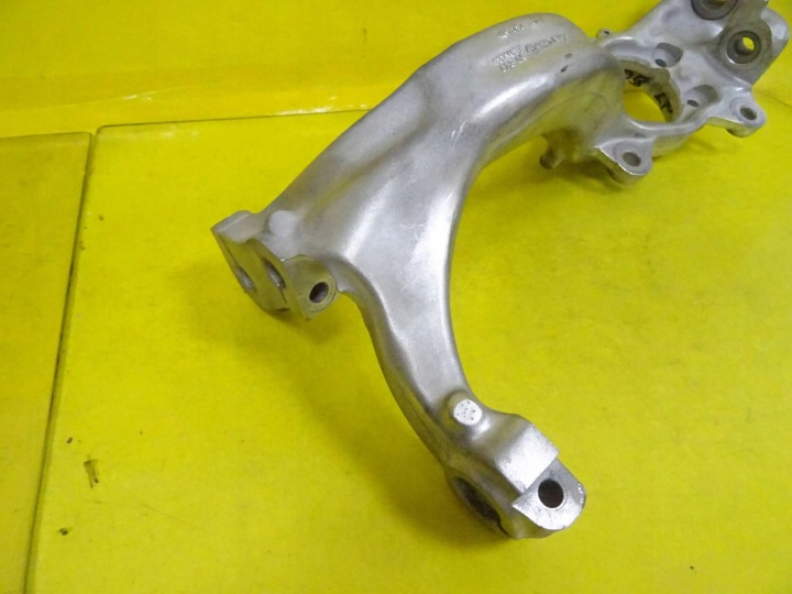 ROTULE DE DIRECTION GAUCHE AVANT AUDI A8 D3 4E0257L 4E0257 NR3