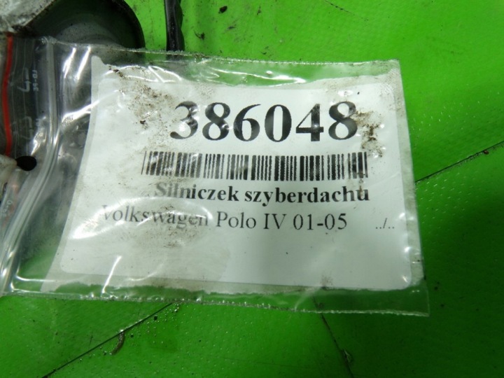 VOLKSWAGEN POLO IV 9N2 PETIT MOTEUR TOIT OUVRANT 6N0959591A