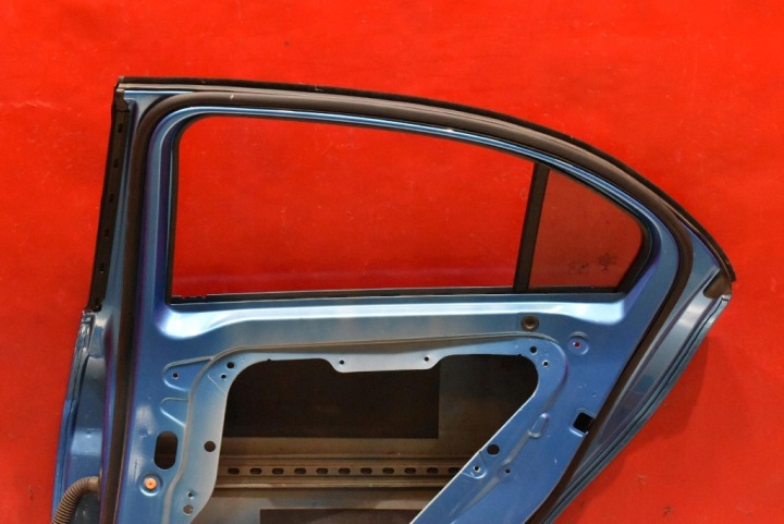 PORTES DROIT ARRIÈRE ARRIÈRE BLEUES MERCEDES A-KLASA W176 12-18