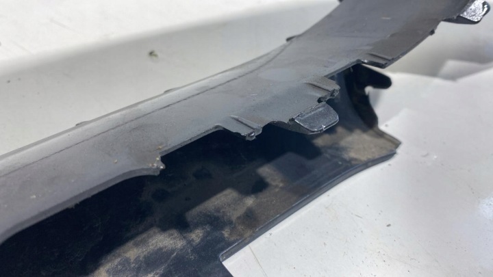 SEAT CUPRA BORN CENTRALE GRILLE PARE-CHOCS AVANT AVANT