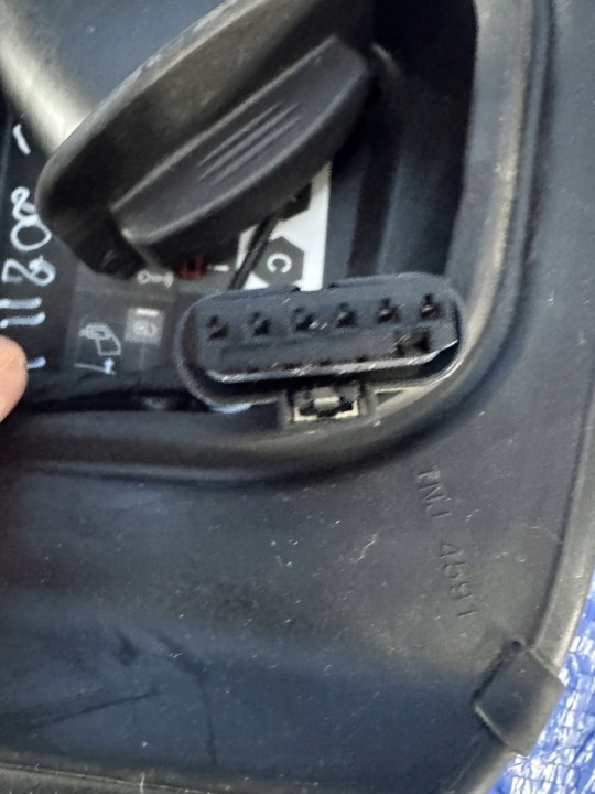 CLAPET DOUILLES LADOWANIA PEUGEOT E-208 II LIFT 9828471180 ESM