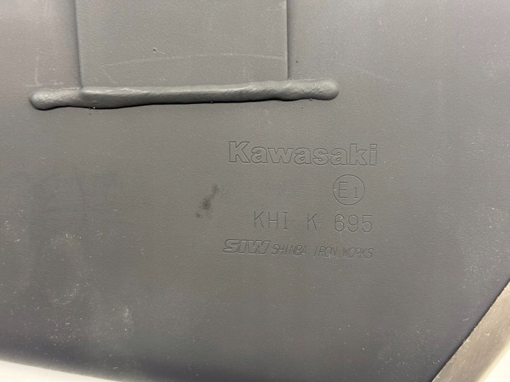 KAWASAKI AVEC 900 RS SILENCIEUX ÉCHAPPEMENT