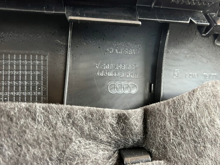 COLLECTEUR PORTES GAUCHE ARRIÈRE AUDI A6 C7 4G0867221A