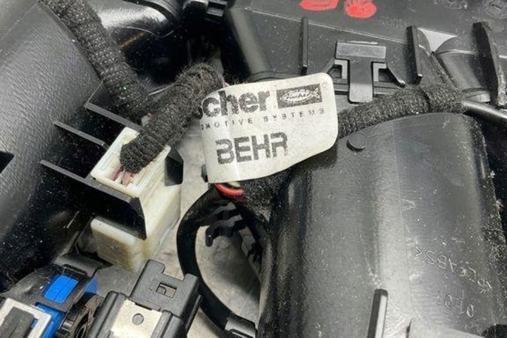 ADMISSION AIR CONSOLES BMW 7 (F01, F02) 9115859 4.4L GASOLINE 2010