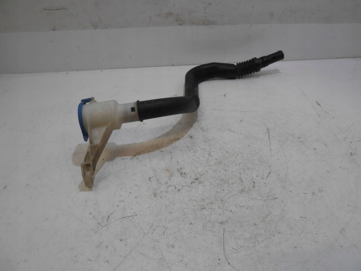 LAND ROVER EVOQUE L538 TUYAU BOUCHON ENTRÉE LIQUIDE LAVE-GLACES FK72-17C615-AA