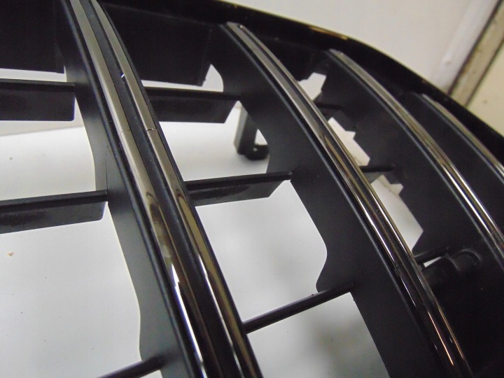 CALANDRE GRILLE MERCEDES AMG GT A2908859300