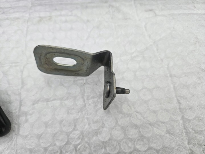 BENTLEY CONTINENTAL FLYING 4W0 13- FIXATION RENFORCEMENT NOUVEAU