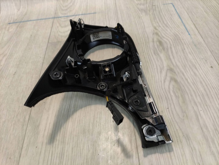 MERCEDES-BENZ V CLASS W447 DEKODER CONSOLES A4476800271